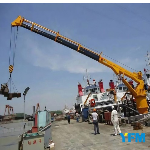 TELESCOPIC BOOM CRANE 6 TELESCOPIC BOOM CRANE 6